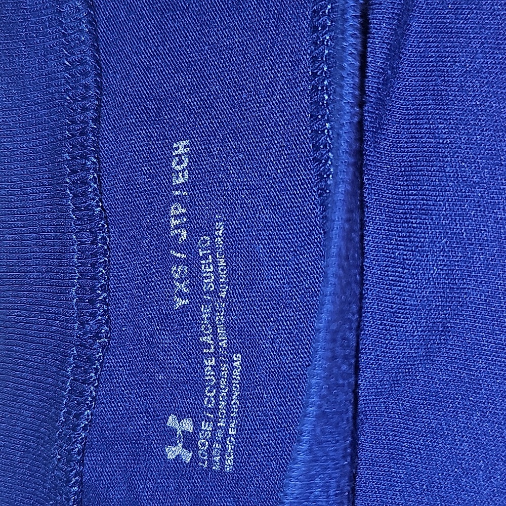 Under Armour tee Size YXS - Picture 3 of 3